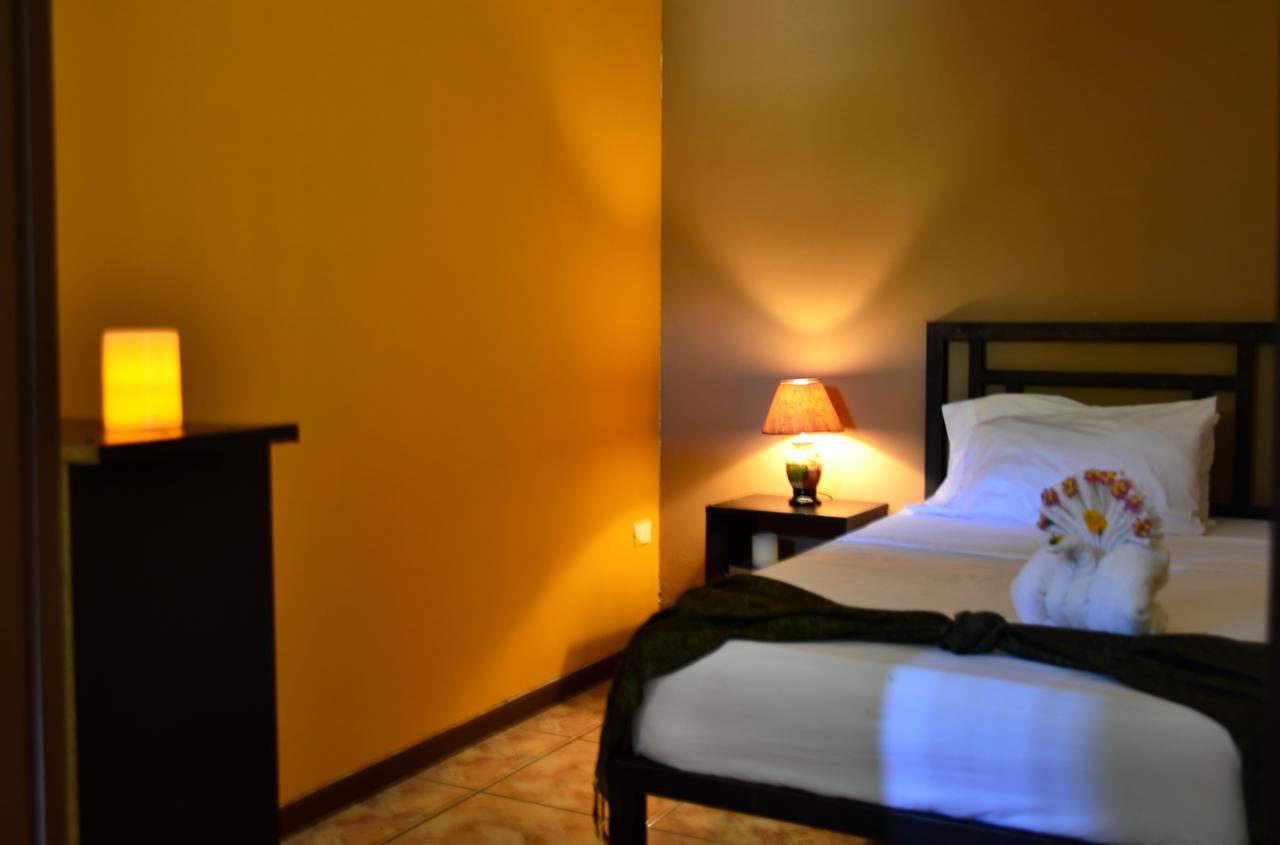 Hotel Casa Aura Cartago Ngoại thất bức ảnh