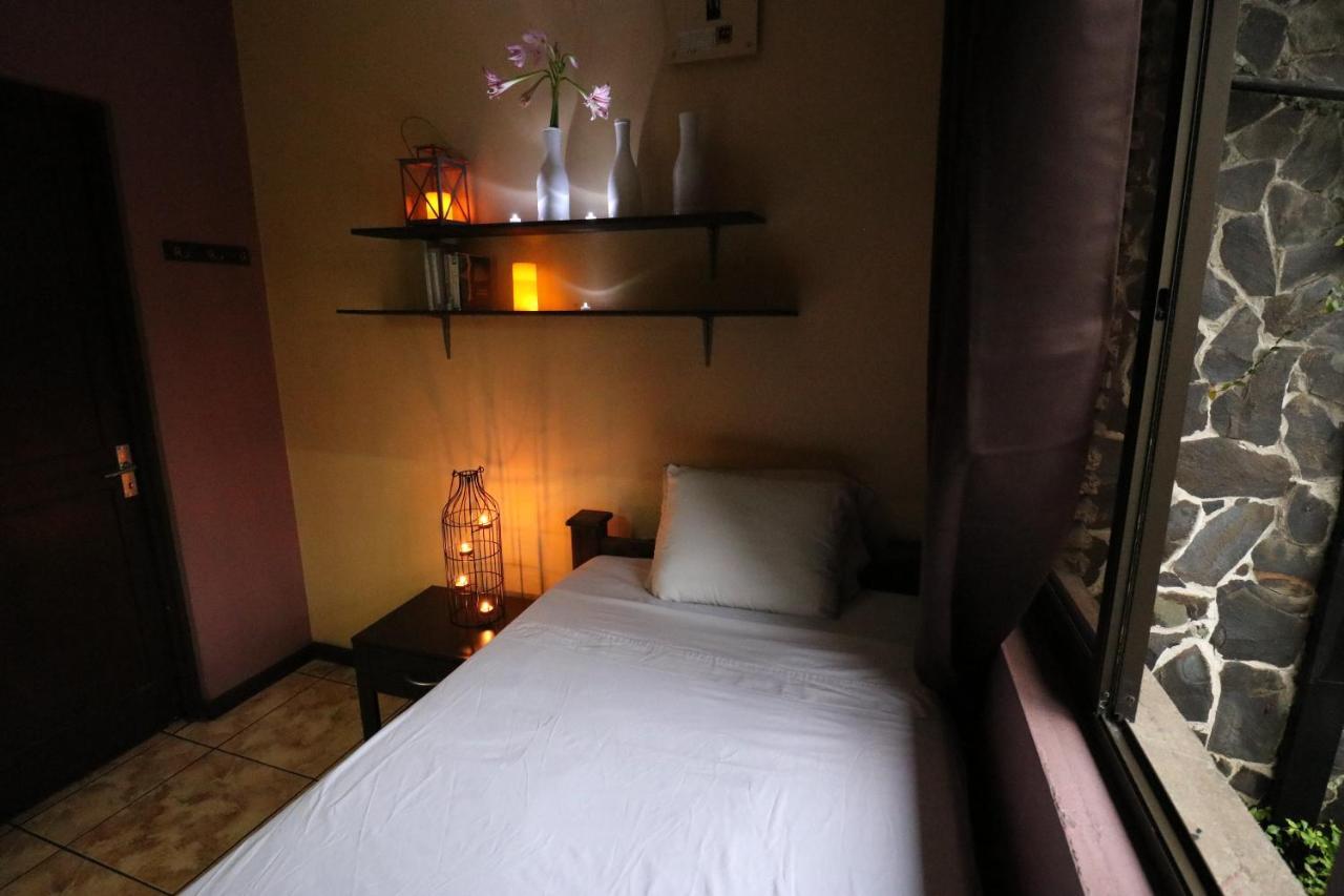 Hotel Casa Aura Cartago Ngoại thất bức ảnh